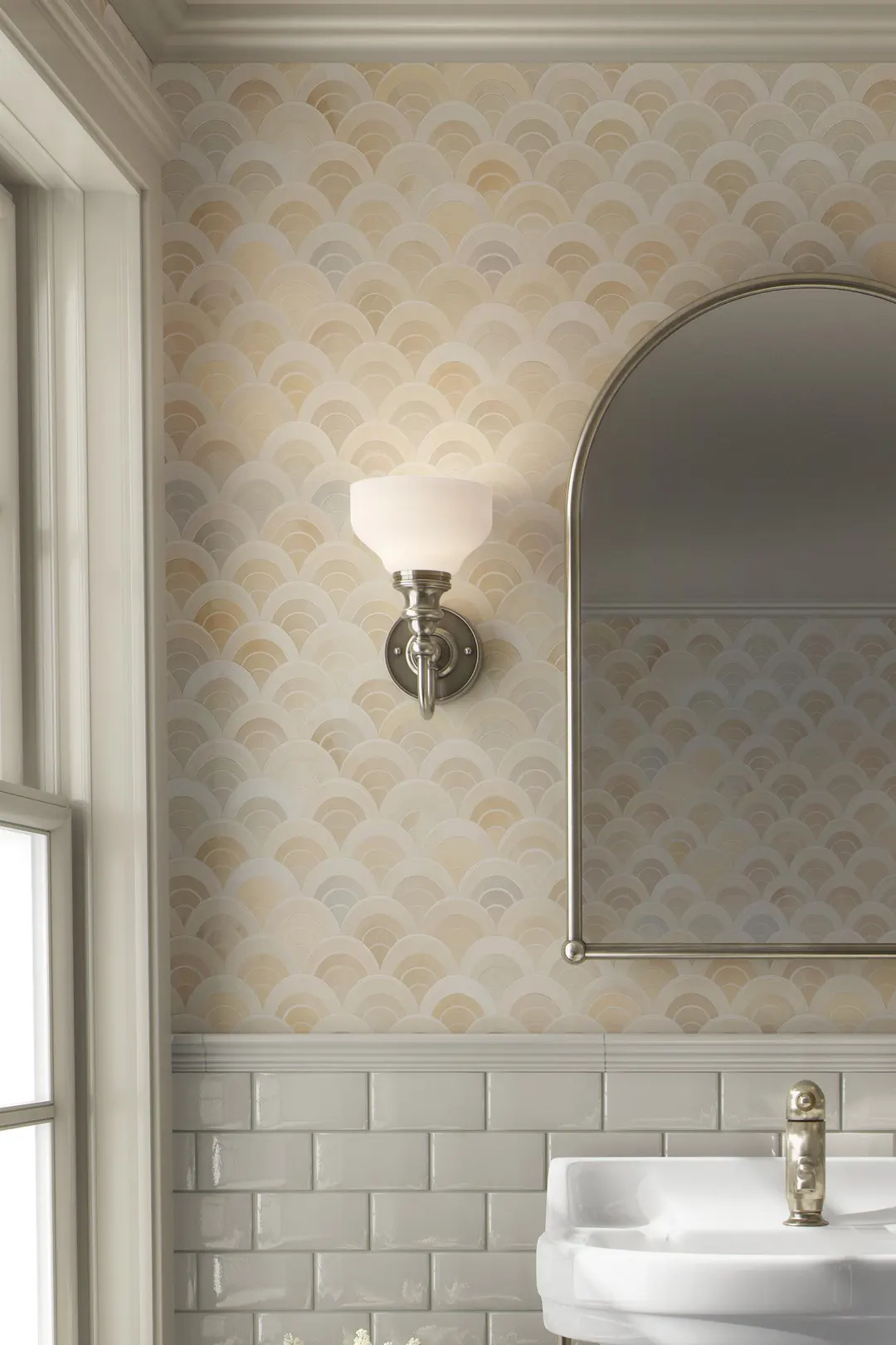 Art Deco Latte Wallpaper with Scallop Fan Pattern