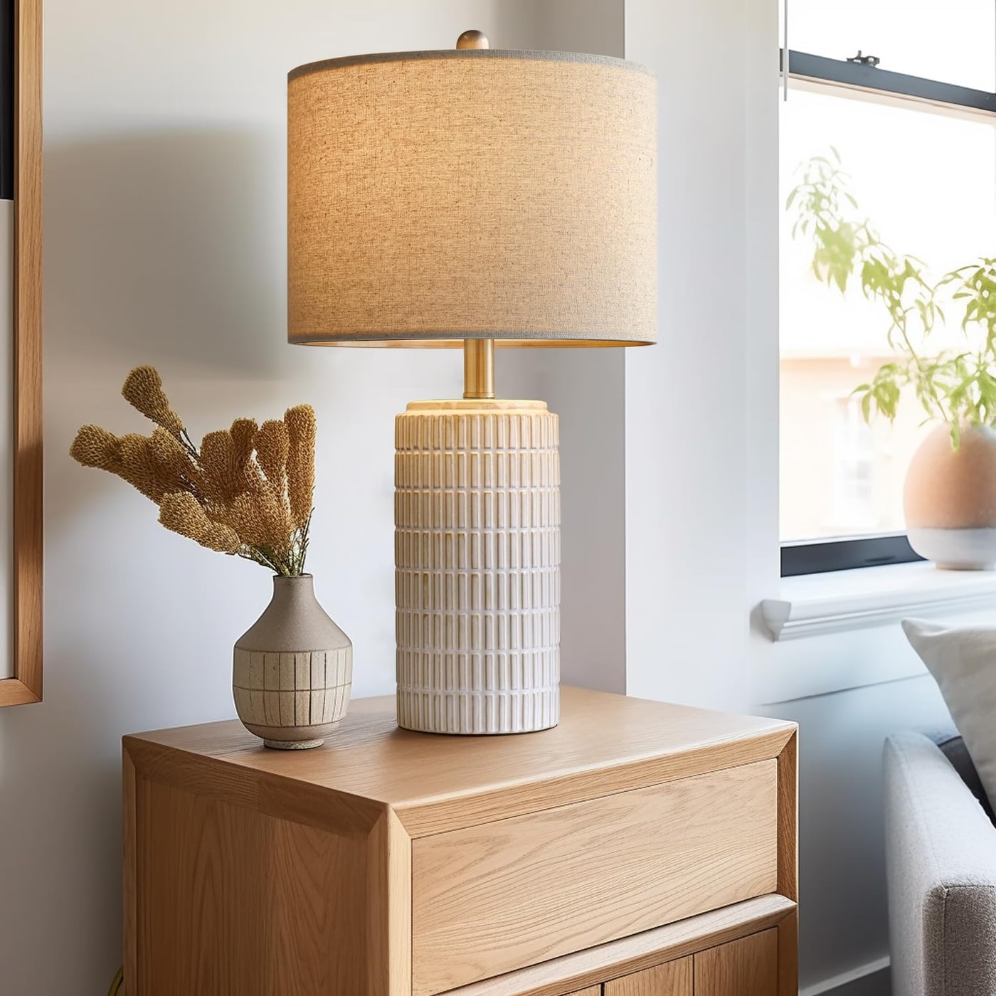 23-Inch Modern Ceramic Table Lamp Pair - Photo 4