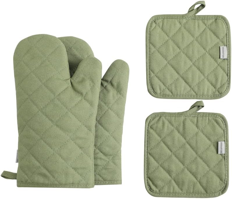 Heat-Resistant Oven Mitts & Pot Holders Set - Cotton / Green