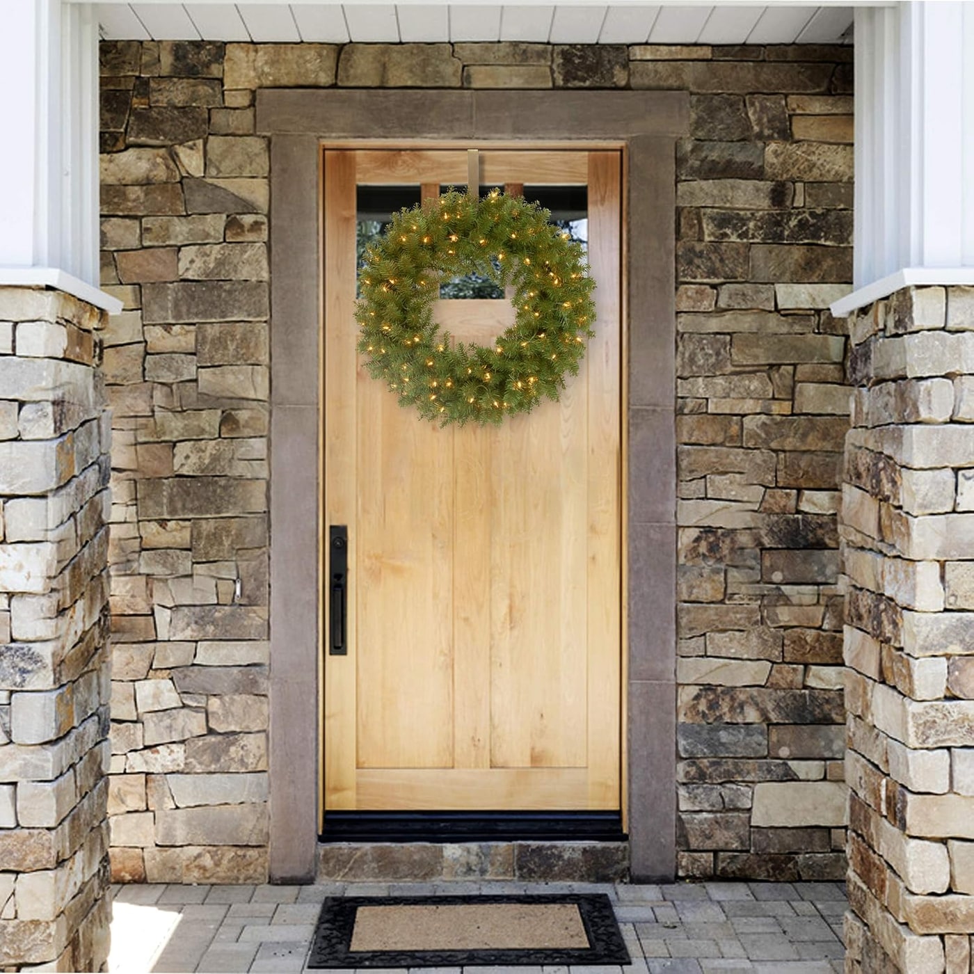 24-Inch Pre-Lit North Valley Spruce Wreath with LED Lights - Photo 3